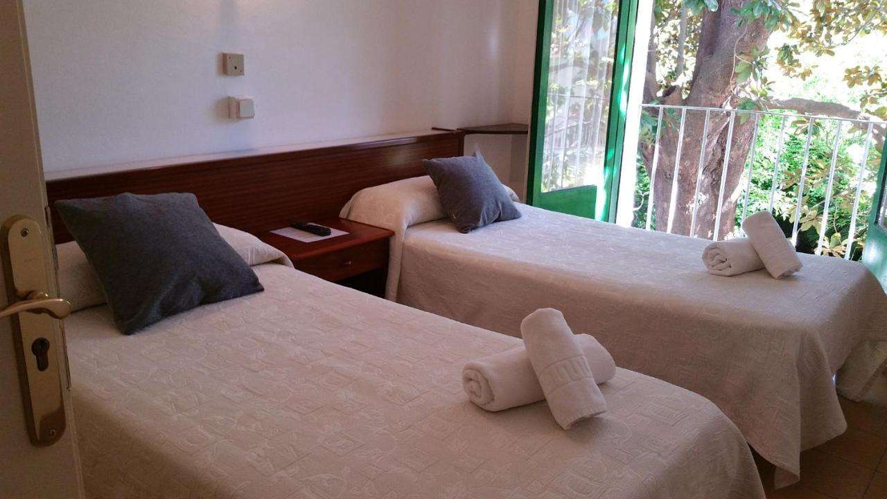 Hotel Apartaments Gesoria Porta Ferrada ซานต์เฟลิอูเดกีโซลส์ ภายนอก รูปภาพ