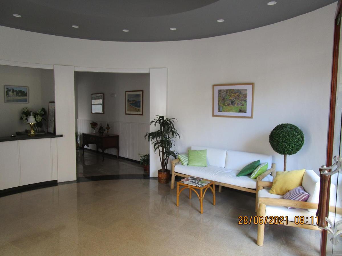 Hotel Apartaments Gesoria Porta Ferrada ซานต์เฟลิอูเดกีโซลส์ ภายนอก รูปภาพ