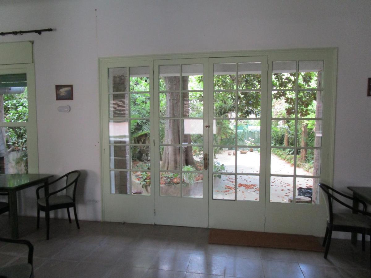 Hotel Apartaments Gesoria Porta Ferrada ซานต์เฟลิอูเดกีโซลส์ ภายนอก รูปภาพ