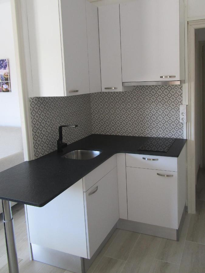 Hotel Apartaments Gesoria Porta Ferrada ซานต์เฟลิอูเดกีโซลส์ ภายนอก รูปภาพ