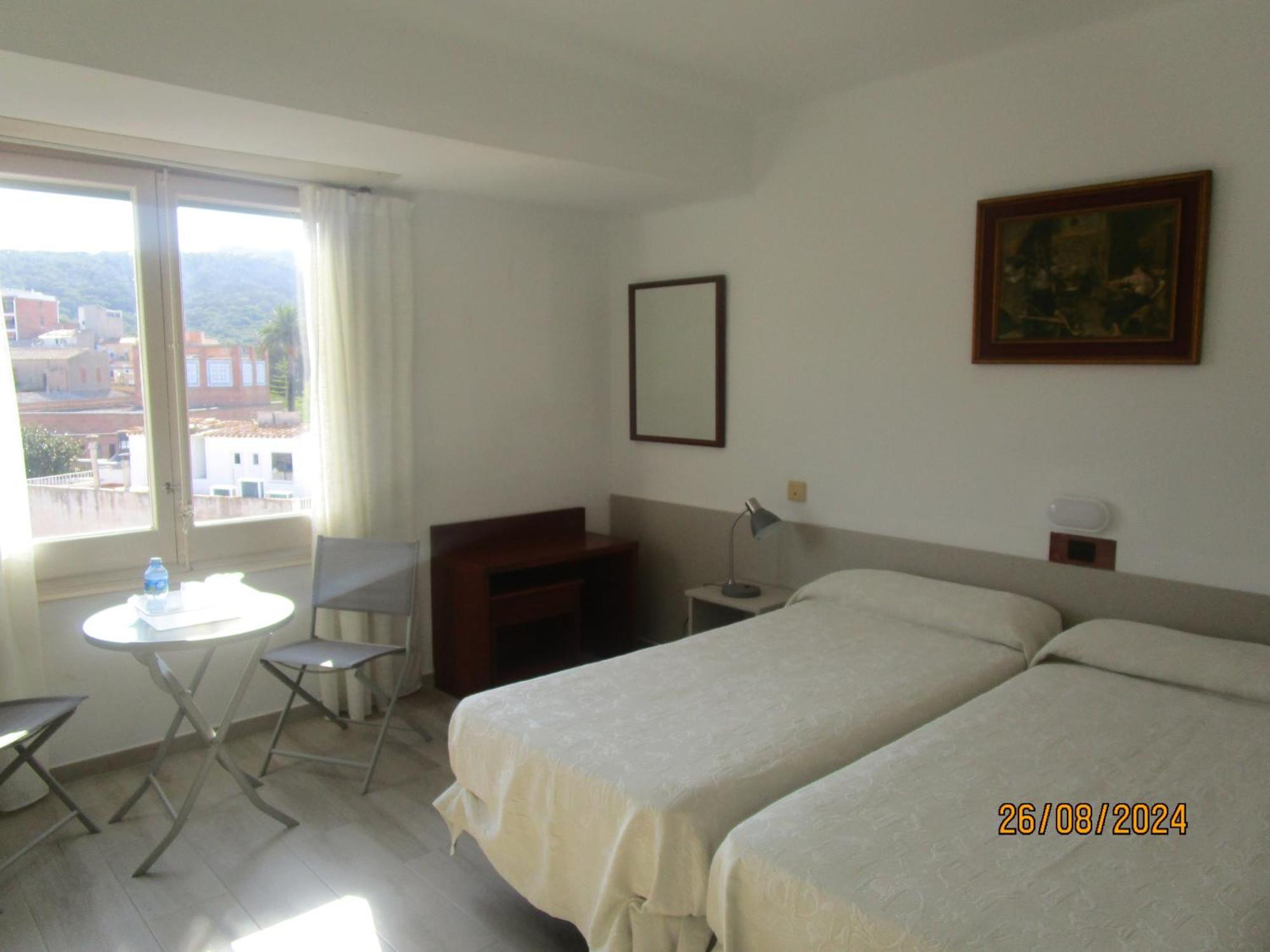 Hotel Apartaments Gesoria Porta Ferrada ซานต์เฟลิอูเดกีโซลส์ ภายนอก รูปภาพ