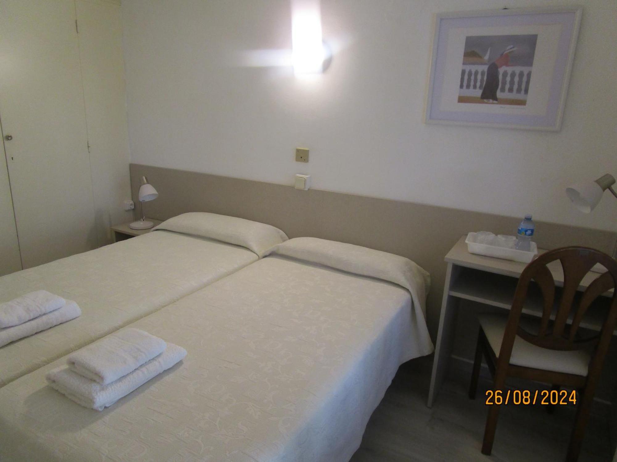 Hotel Apartaments Gesoria Porta Ferrada ซานต์เฟลิอูเดกีโซลส์ ภายนอก รูปภาพ