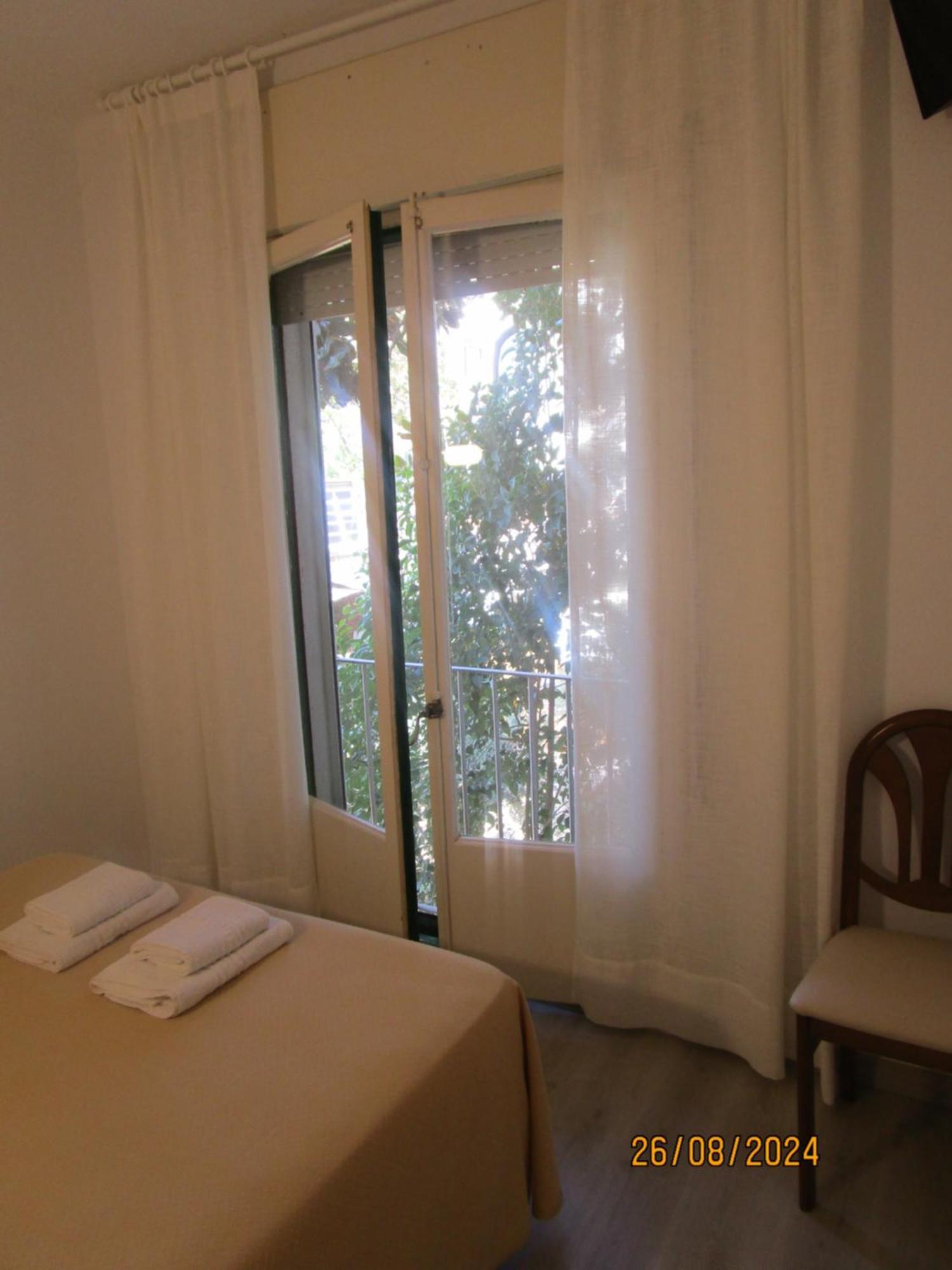 Hotel Apartaments Gesoria Porta Ferrada ซานต์เฟลิอูเดกีโซลส์ ภายนอก รูปภาพ