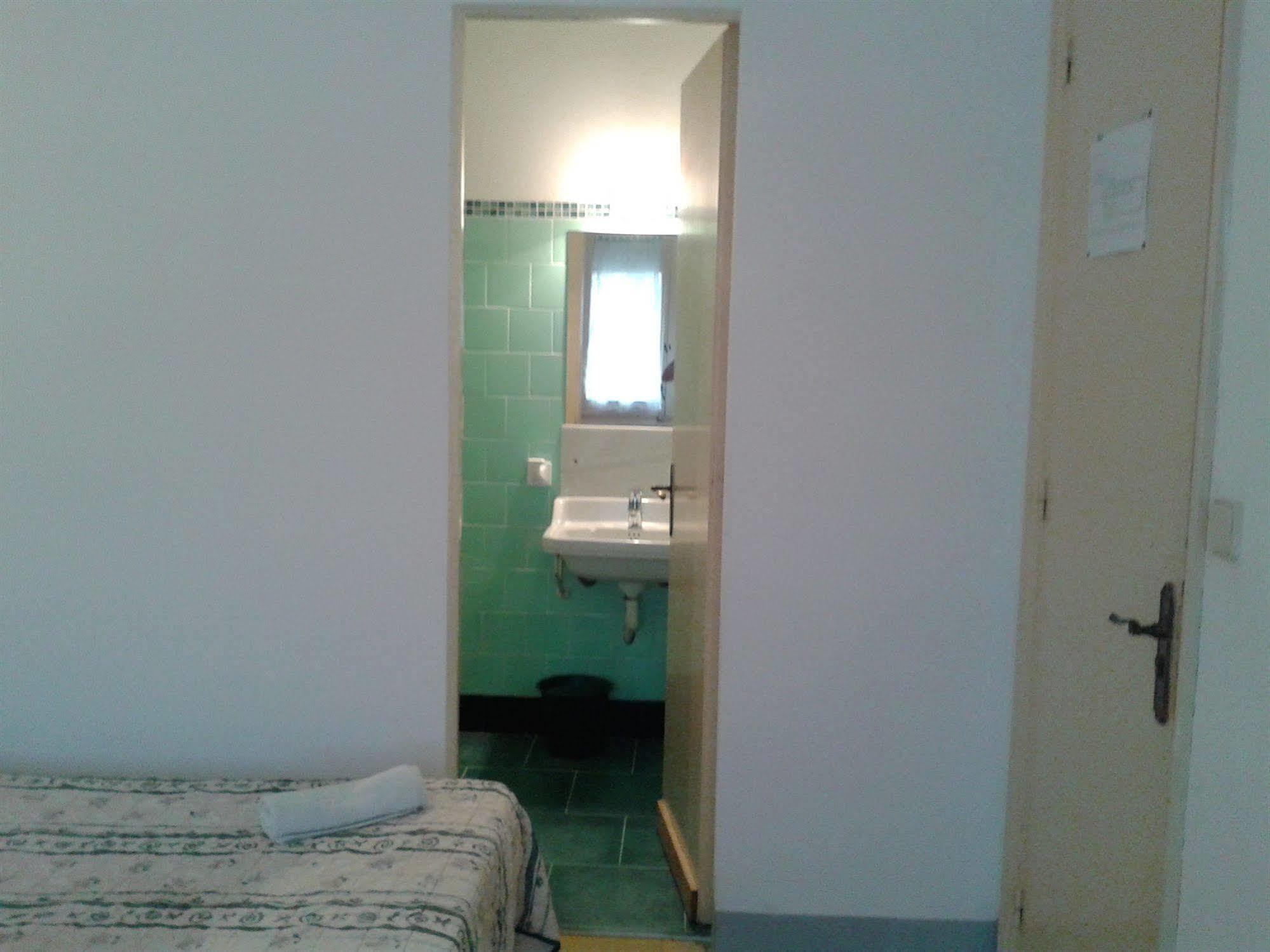 Hotel Apartaments Gesoria Porta Ferrada ซานต์เฟลิอูเดกีโซลส์ ภายนอก รูปภาพ