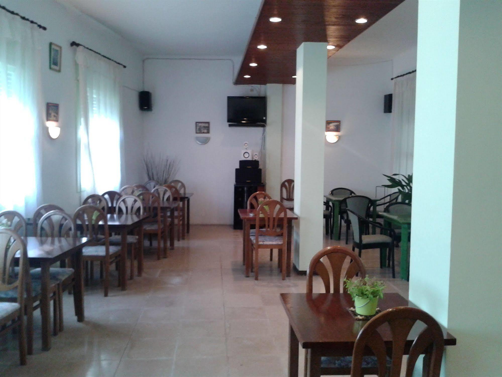 Hotel Apartaments Gesoria Porta Ferrada ซานต์เฟลิอูเดกีโซลส์ ภายนอก รูปภาพ